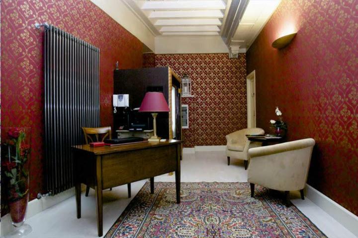 Bed and Breakfast Palazzo Riario Витербо Экстерьер фото